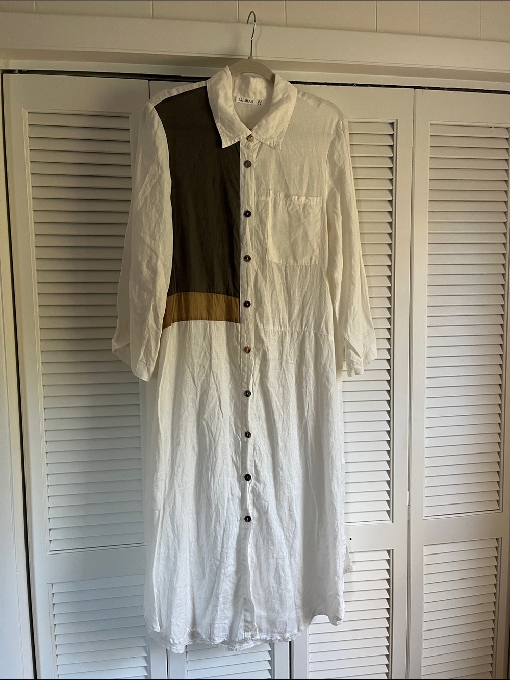 LUUKAA Brand Linen-Blend Button-Down Shirt Dress with Grey and Tan Block Accents